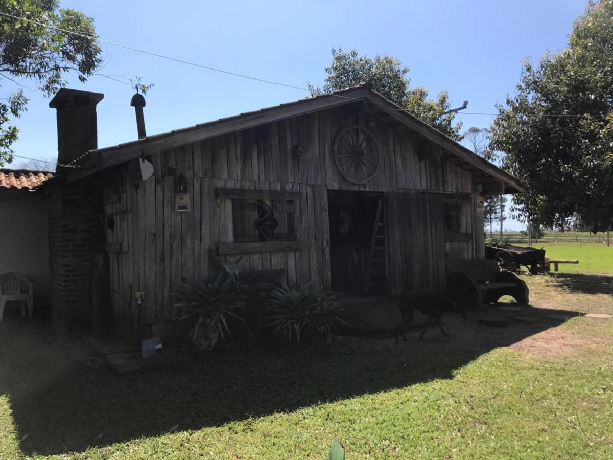 Haras Trevo De Ferro, Praia, Piscina E Campo Torres Eksteriør bilde